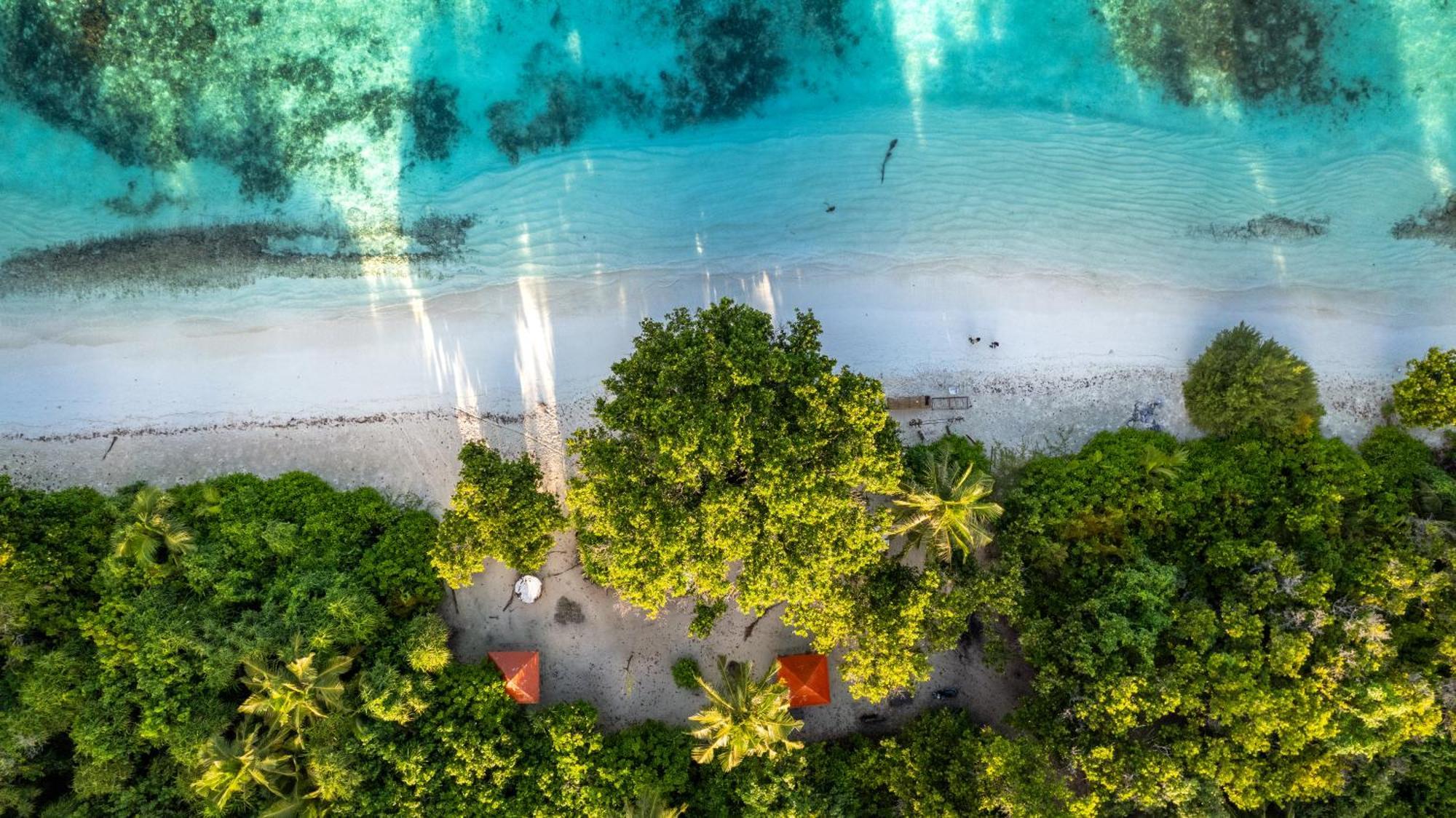Whaleshark Beach Dhigurah  Exteriér fotografie